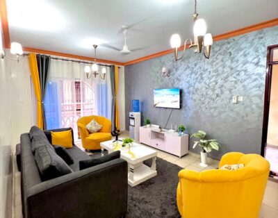 Stylish 3 Bedroom Retreat | 5 Beds • Pool • Fast WiFi